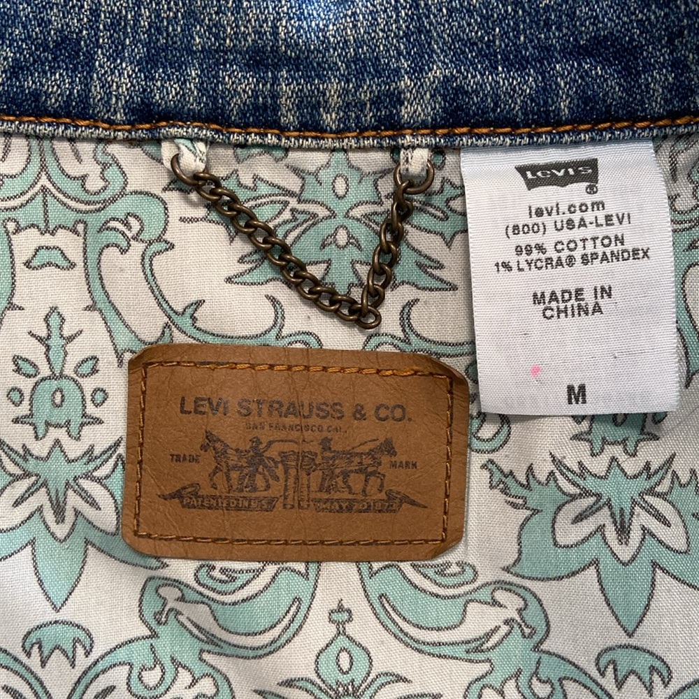 Vintage Levi Women’s Denim Notch Collar Double Breasted 2 Pocket Jacket - Medium - Picture 6 of 8